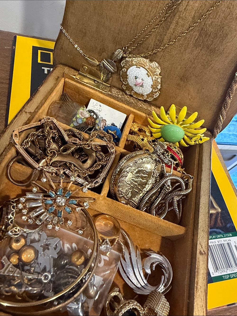 MELE vintage wood jewelry box with jewelry- reimagined - Picture 5 of 5